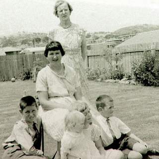 Jo with Sue and Family 1965