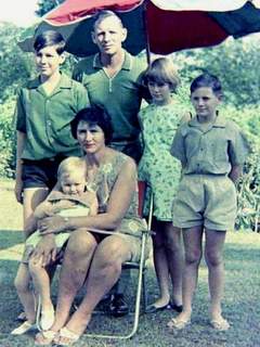 Hume Family 1964
